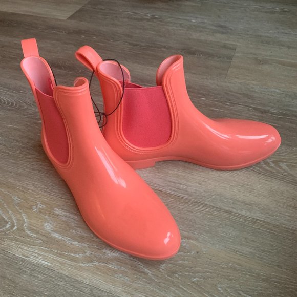 Source Unknown Shoes - Coral Rain Boots